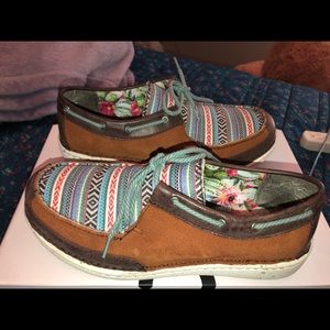 Justin boots loafers